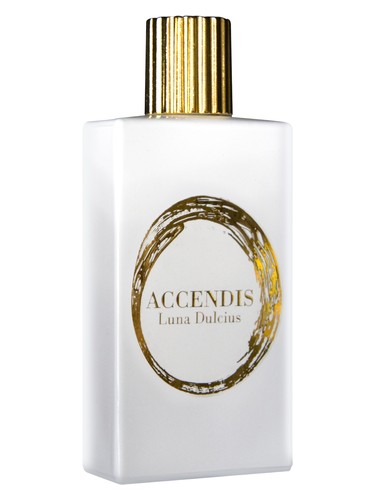 Accendis Luna Dulcius